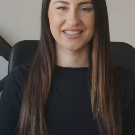 Person answering a question about the soy and coconut blend in a candle's wax.